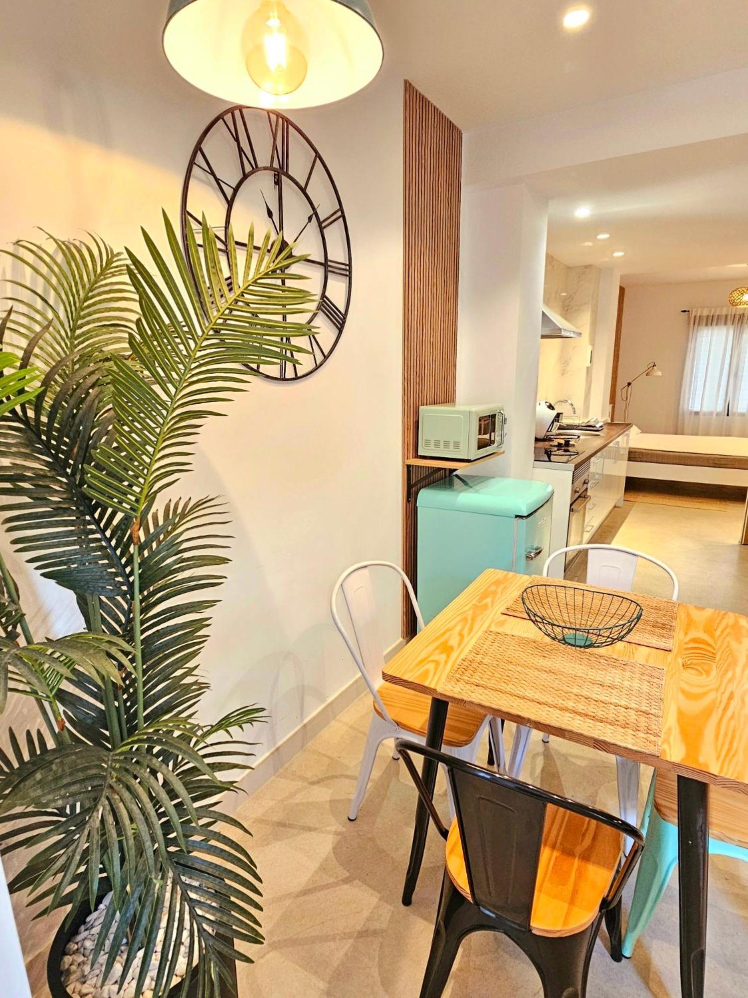 Apartamentos De La Huerta Alicante Kültér fotó